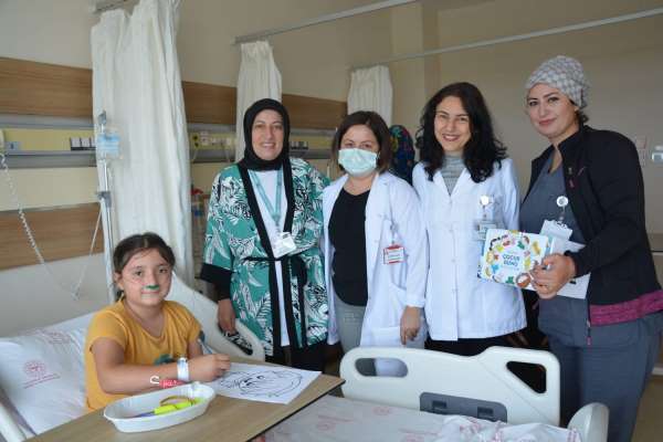 Bafra Devlet Hastanesi'nde Dünya Çocuk Günü etkinliği