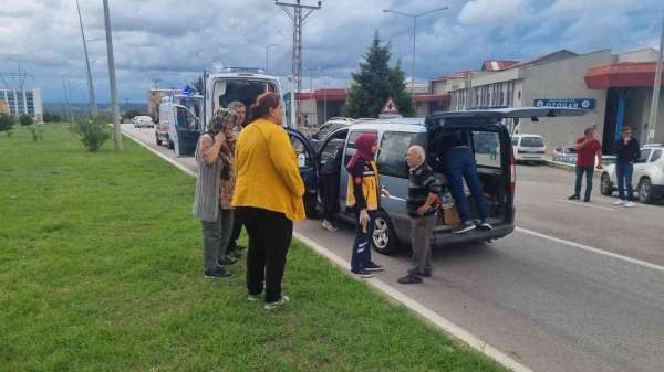 Sinop'ta trafik kazası: 4 yaralı