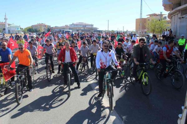 Kahta'da Avrupa Spor Haftası kapsamında bisiklet etkinliği düzenlendi