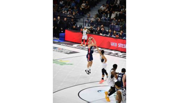 Basketbol Süper Ligi: Çayırova Belediyesi: 76 - Bahçeşehir Koleji: 84
