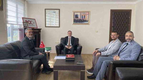 Şehit ailelerinden Kaymakam Sönmezel'e ziyaret