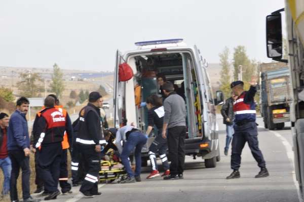 Afyonkarahisar'da feci kazada yaralanan 2 kişi hayatını kaybetti 