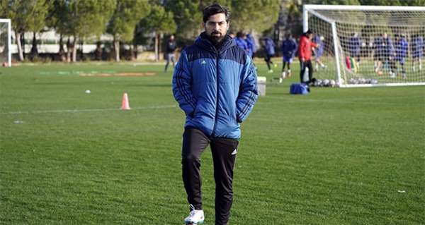 Göztepe'nin yeni teknik direktörü İlhan Palut 