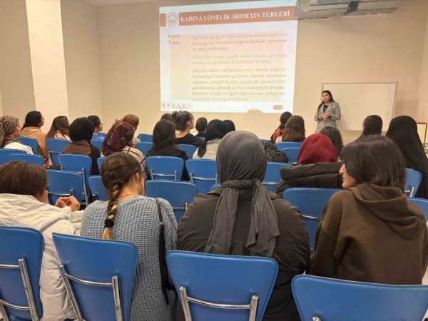 Bayburt'ta üniversite öğrencilerine kadına yönelik şiddetle mücadele semineri verildi
