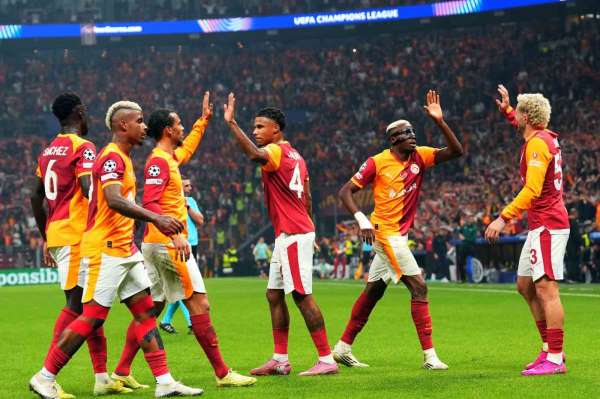 Galatasaray, UEFA Şampiyonlar Ligi'nde Ajax deplasmanında