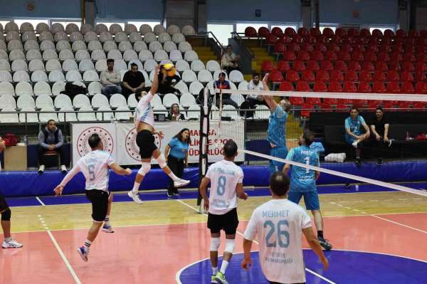 Kamu spor oyunları ege grup müsabakaları Manisa'da başladı