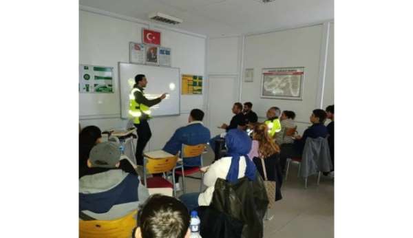 Sinop'ta sürücü adaylarına trafik eğitimi