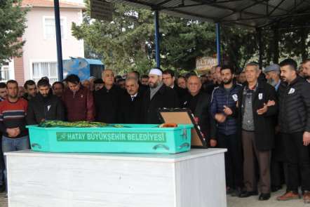 Kazada ölen iş adamı toprağa verildi