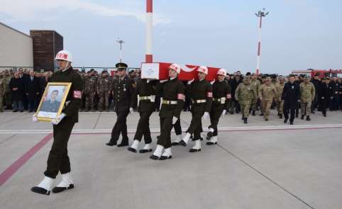 Şehit asker törenle memleketine uğurlandı