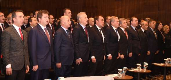 Yıldırım Demirören: 'VAR bizim kırmızı çizgimiz'