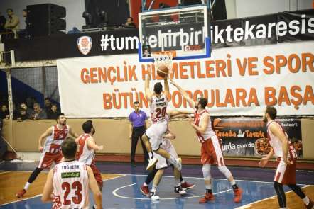 Karesispor'un rakibi Manisa Büyülşehir Belediye