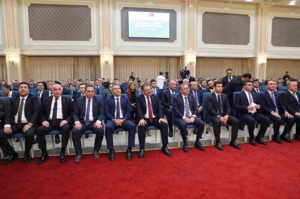 Nahçıvan'da 2. Serhat İlleri Bölgesel Ekonomi Forumu düzenlendi