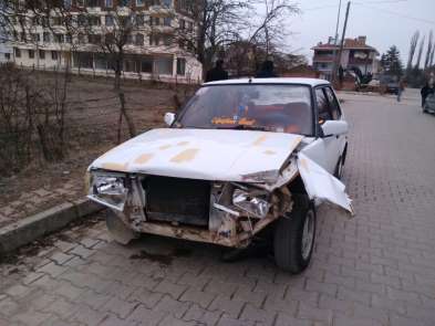 Ehliyetsiz sürücü, kaza yapınca şoka girdi