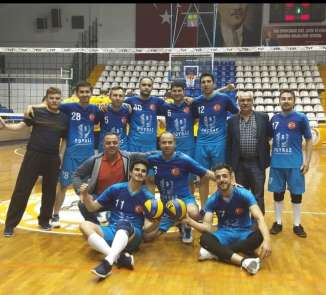 Burhaniyeli sporcular Balıkesir'de grup birincisi oldu
