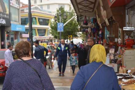 Denizli'de, Ramazan alışverişleri hız kazandı