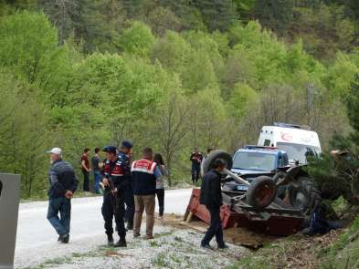 Domaniç'te trafik kazası, 2 ölü