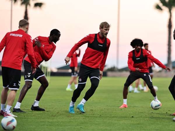 Sivasspor'un Antalya kampı sona erdi