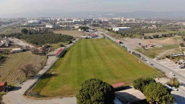 Yunusemre'de Evrenos Futbol Altyapı Tesisinin bakımı tamamlandı