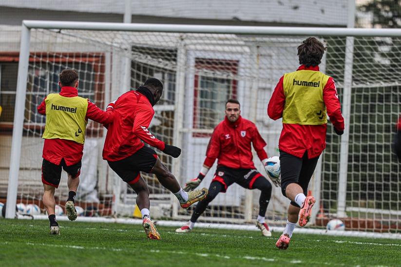 Samsunspor'da Hatayspor mesaisi sürüyor
