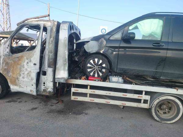Mustafa Destici'nin kaza yapan makam aracını taşıyan çekici Amasya'da yandı