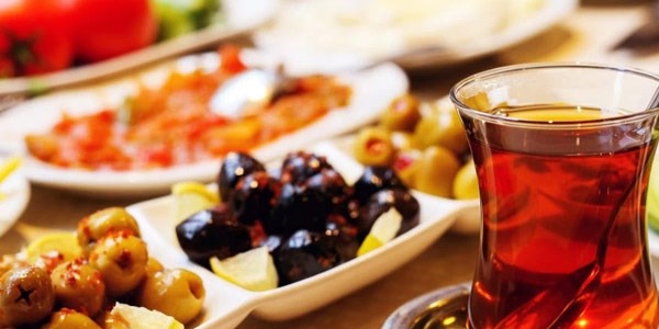 Kalp Hastalarına Ramazan Uyarısı: Sahursuz Oruç Büyük Risk Taşıyor!