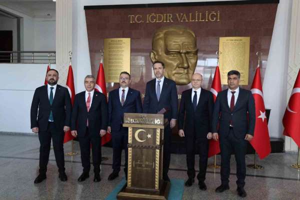 Türkiye ve Azerbaycan Enerji Bakanları Iğdır'da