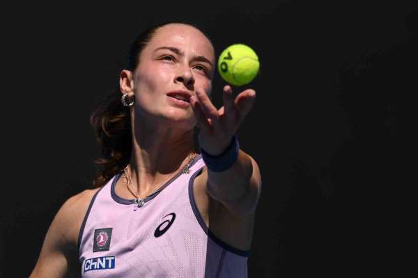 Zeynep Sönmez, sakatlığı nedeniyle Indian Wells'ten çekildi