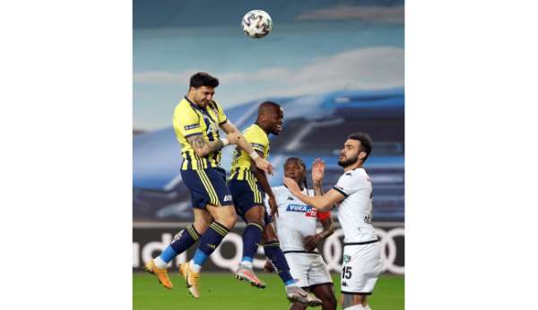 Fenerbahçe'de ilk 11'de 3 değişiklik