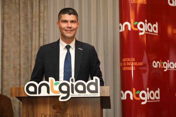 ANTGİAD Başkanı Sert: 'Parti odaklı değil, Antalya odaklı siyaset yapacak vekiller istiyoruz'