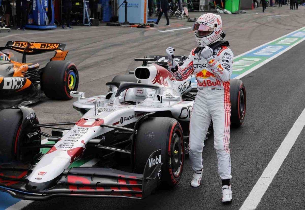 Japonya'da pole pozisyonu Max Verstappen'in