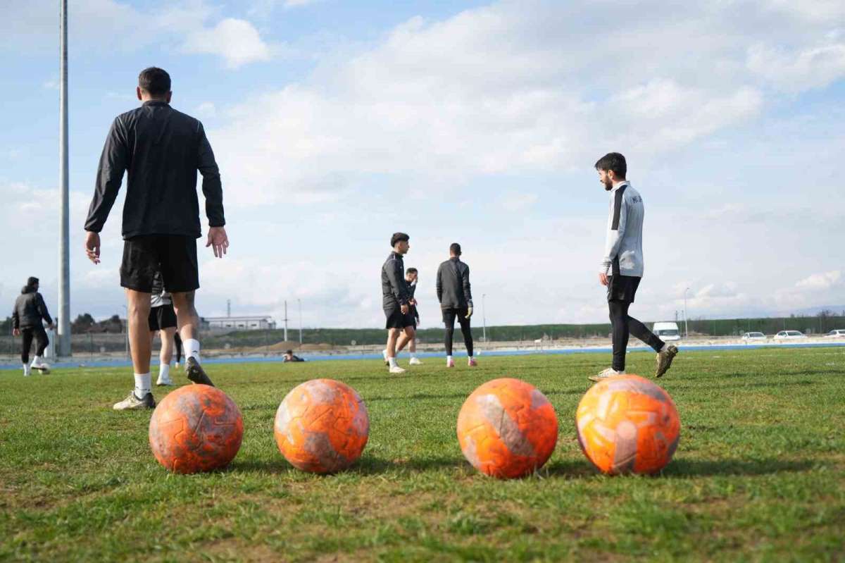 Muşspor, Tokat Belediye Plevne Spor maçı hazırlıklarını tamamladı