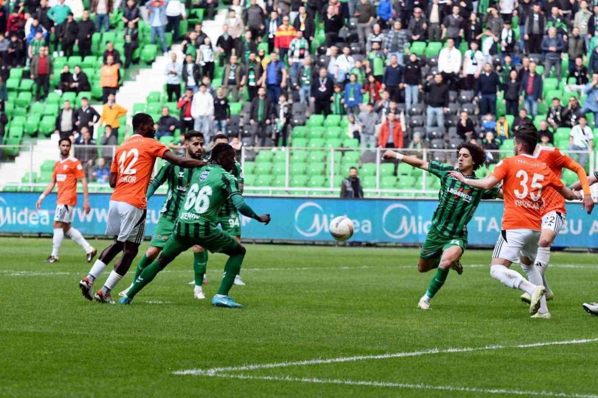 Trendyol 1 Lig: Sakaryaspor: 2 - Adanaspor: 1