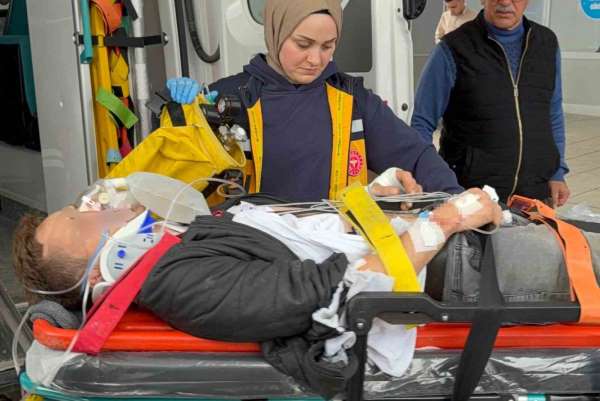 Ayvacık'ta patpat devrildi: 1 yaralı