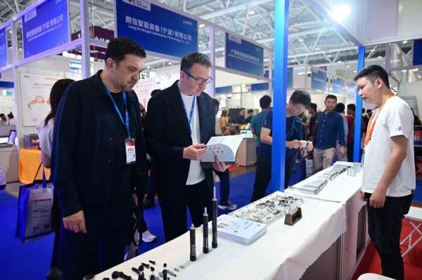 Bursa makine sektörü temsilcileri ITES China Fuarı'na çıkarma yaptı