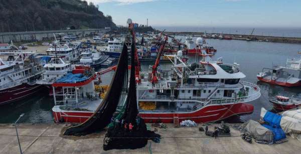 Trabzon'da balıkçılar 'paydos' dedi