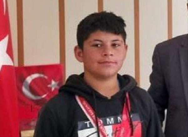 Genç sporcu trafik kazasında hayatını kaybetti - İzmir haber