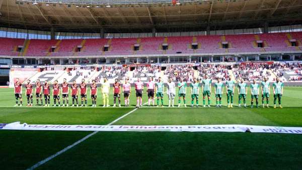 Eskişehirspor evindeki son maçında 4-1'lik skorla galip geldi