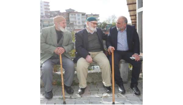 Canik Belediyesi'nden emeklilere destek