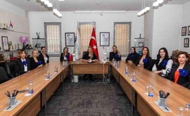 Kadın girişimcilik gündemiyle DOSABSİAD'da anlamlı buluşma