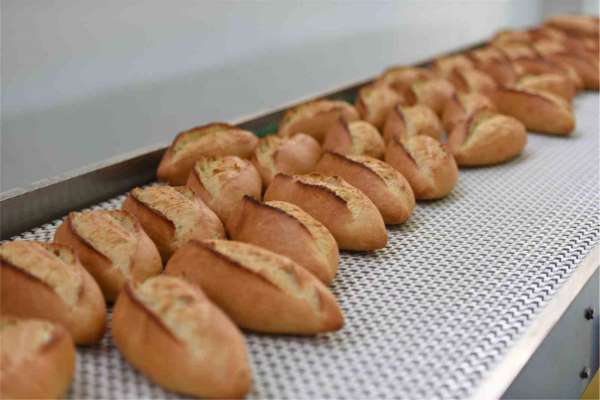 Fırıntaş'ta 300 gram somun ekmek 10 TL