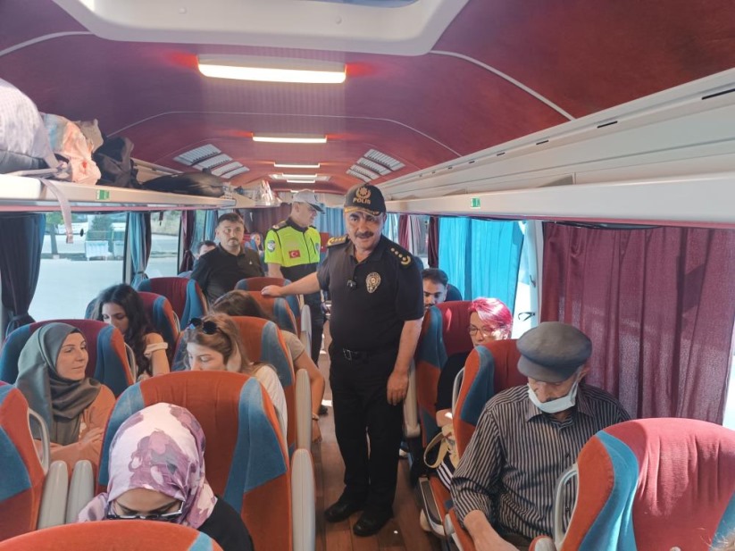 Samsun'da yolcu otobüslerinde emniyet kemeri denetimi