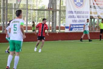 AOSB'nin 11 Futbol Turnuvasında final yolculuğu başladı