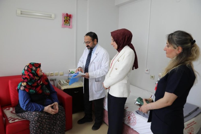 80 yaş üstü ile yatağa bağımlı hastaları için reçete ve rapor kolaylığı