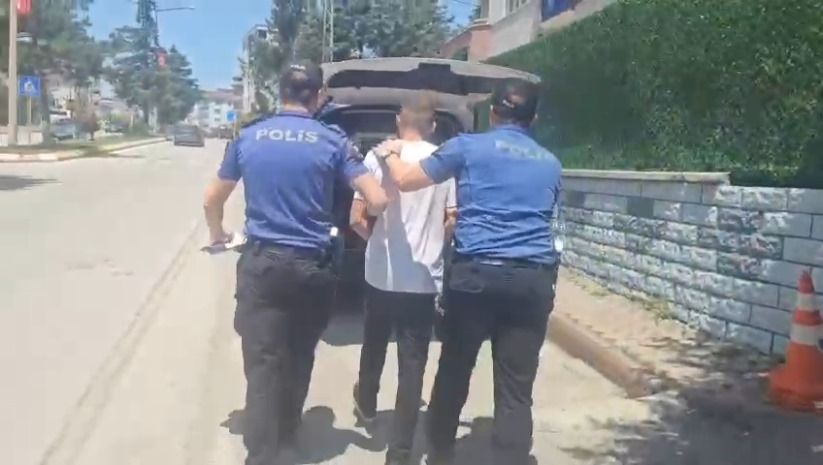 Samsun'da silahlı yağma suçundan 11 yıl 11 ay hapis cezası bulunan şahıs yakalandı