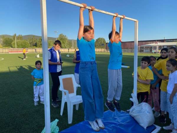 Gölpazarı'nda gençler spora ve eğitime yaz okuluyla adım atıyor