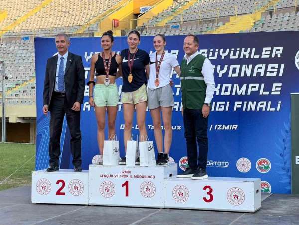 Eskişehirli atletler, İzmir'den kürsüyle döndü
