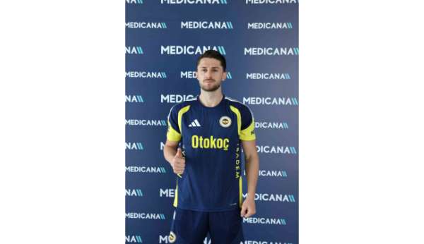 Fenerbahçe'de milli futbolcular sağlık kontrolünden geçti