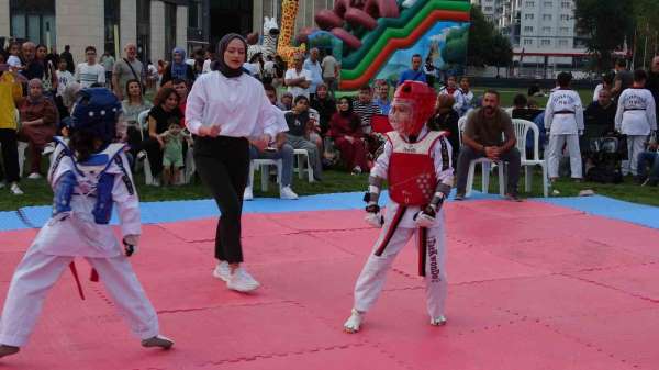 Kütahya'da ilk kez düzenlenen 'Açık Hava Taekwondo Turnuvası'na ilgi