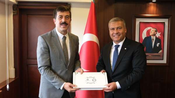 Rektör Adıgüzel, Afyon ve Kütahya'da üniversite ziyaretleri gerçekleştirdi