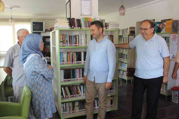 Türkeli'de bir vatandaş okuma sevgisiyle takdir topladı